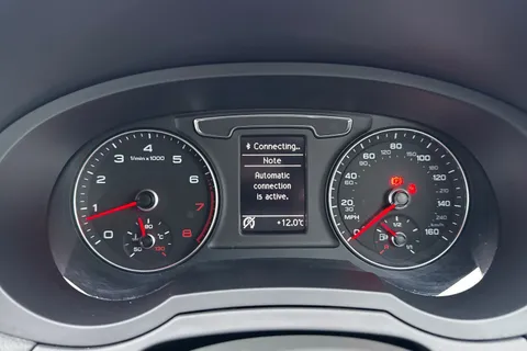 28 of 54 for Audi Q3 S line Edition 2.0 TFSI quattro 180 PS S tronic