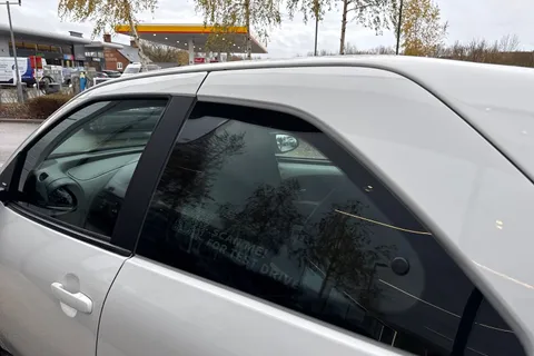 KF72TAU Toyota Aygo X 1.0 VVT-i Pure x-shift Euro 6 (s/s) 5dr Thumbnail #32