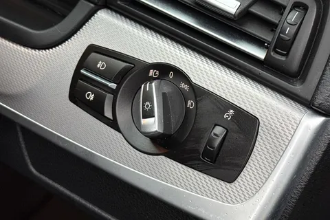 YE16PSO BMW 5 Series 3.0 535d M Sport Auto Euro 6 (s/s) 4dr Thumbnail #38