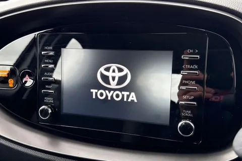 KF72TAU Toyota Aygo X 1.0 VVT-i Pure x-shift Euro 6 (s/s) 5dr Thumbnail #45