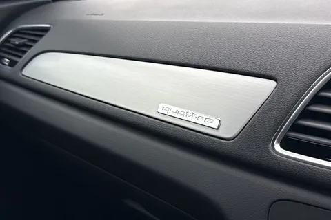 47 of 54 for Audi Q3 S line Edition 2.0 TFSI quattro 180 PS S tronic