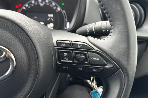 KF72TAU Toyota Aygo X 1.0 VVT-i Pure x-shift Euro 6 (s/s) 5dr Thumbnail #57