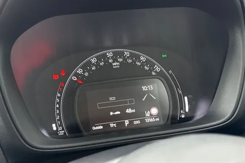 KF72TAU Toyota Aygo X 1.0 VVT-i Pure x-shift Euro 6 (s/s) 5dr Thumbnail #59