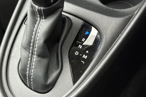 KF72TAU Toyota Aygo X 1.0 VVT-i Pure x-shift Euro 6 (s/s) 5dr Thumbnail #61