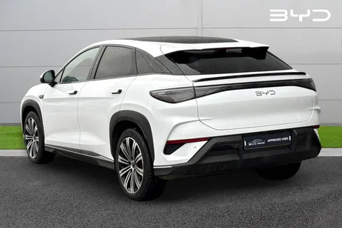 LJ74TYR BYD Sealion 7 82.5kWh Design Auto AWD 5dr Thumbnail #3