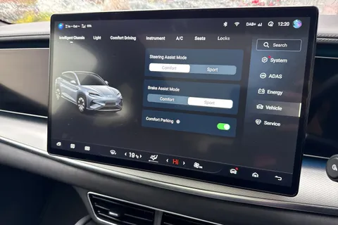 LJ74TYR BYD Sealion 7 82.5kWh Design Auto AWD 5dr Thumbnail #53