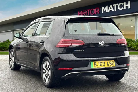 2 of 15 for Volkswagen E-Golf 35.8kWh e-Golf Auto 5dr