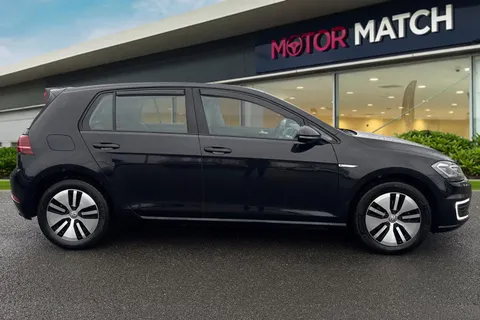 3 of 15 for Volkswagen E-Golf 35.8kWh e-Golf Auto 5dr