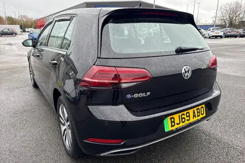 8 of 15 for Volkswagen E-Golf 35.8kWh e-Golf Auto 5dr