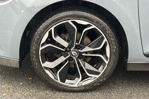 13 of 46 for Renault Clio 0.9 TCe Iconic Hatchback 5dr Petrol Manual Euro 6 (s/s) (75 ps)