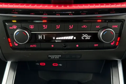 MM72VAY SEAT Arona 1.0 TSI FR Sport DSG Euro 6 (s/s) 5dr Thumbnail #23