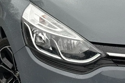 26 of 46 for Renault Clio 0.9 TCe Iconic Hatchback 5dr Petrol Manual Euro 6 (s/s) (75 ps)