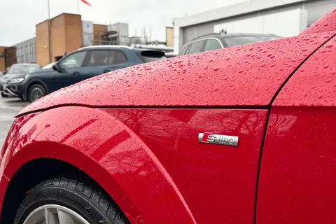 37 of 44 for Audi TT 2.0 TFSI S line Roadster Euro 6 (s/s) 2dr