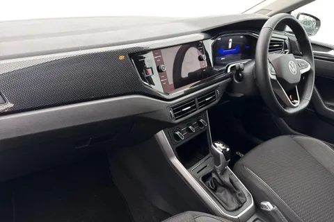 GF25ZRT Volkswagen Polo 1.0 TSI Match 5dr DSG Thumbnail #16