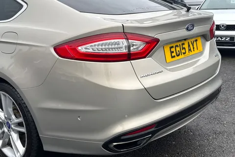 EG15AYT Ford Mondeo 2.0T EcoBoost Titanium Auto Euro 6 (s/s) 5dr Thumbnail #9