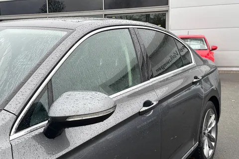 DE67YUT Volkswagen Passat 2.0 TDI GT 4dr | Adaptive Cruise Control |  ACC | Active Info Display Thumbnail #39