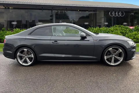 MK19NVD Audi A5 Coup- Black Edition 35 TFSI 150 PS S tronic Thumbnail #4