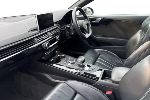 MK19NVD Audi A5 Coup- Black Edition 35 TFSI 150 PS S tronic Thumbnail #10