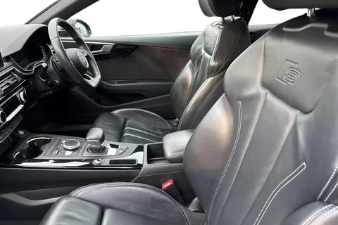 MK19NVD Audi A5 Coup- Black Edition 35 TFSI 150 PS S tronic Thumbnail #12