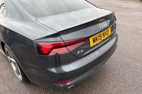 MK19NVD Audi A5 Coup- Black Edition 35 TFSI 150 PS S tronic Thumbnail #17