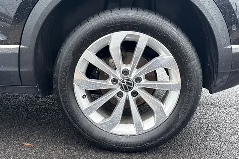 10 of 43 for VOLKSWAGEN T-ROC 1.5 TSI Style 5dr DSG