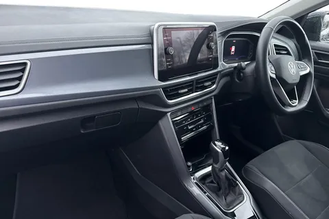 15 of 43 for VOLKSWAGEN T-ROC 1.5 TSI Style 5dr DSG