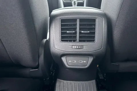 29 of 43 for VOLKSWAGEN T-ROC 1.5 TSI Style 5dr DSG