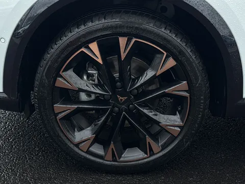 KR74UXC CUPRA Formentor 1.5 eHybrid 204 V3 5dr DSG Thumbnail #22