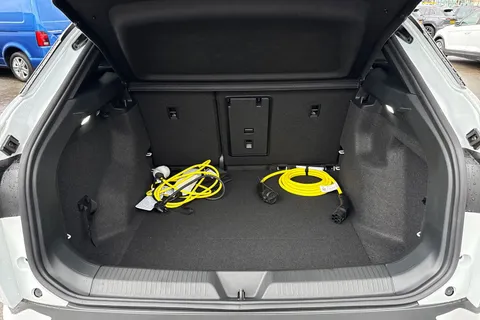 CX75KLZ Volkswagen ID.4 210kW Match Pro 77kWh 286PS 5dr Auto Thumbnail #7