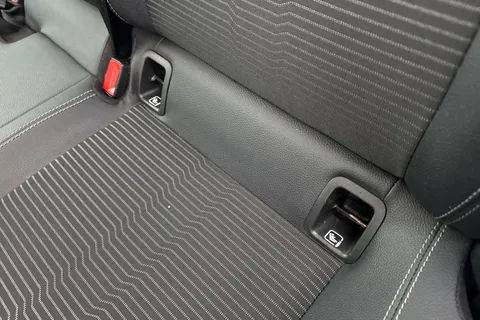 YN70UHL Mercedes-Benz A Class 1.3 A180 Sport (Executive) 7G-DCT Euro 6 (s/s) 5dr Thumbnail #36