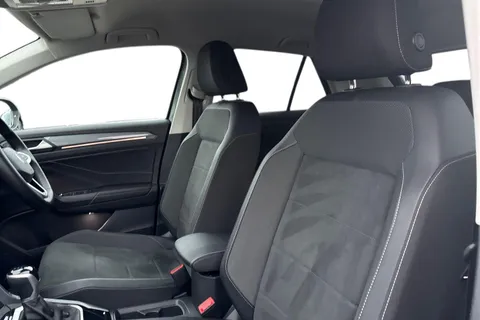 GD24WZX Volkswagen T-Roc 1.5 TSI Style 5dr DSG Thumbnail #17