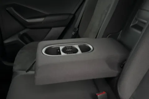 GD24RZN Volkswagen T-Roc 1.5 TSI Style 5dr DSG Thumbnail #27