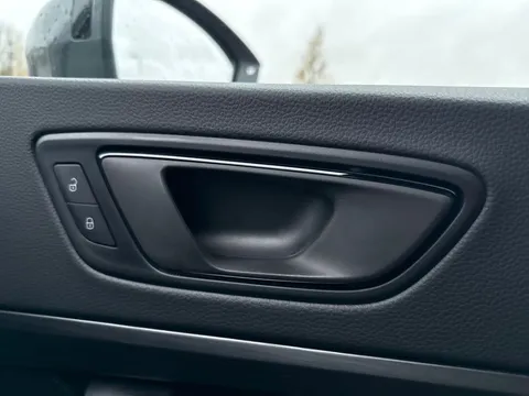 KP25DYD CUPRA Ateca 2.0 TSI VZ2 5dr DSG 4Drive **PANORAMIC SUNROOF** Thumbnail #18