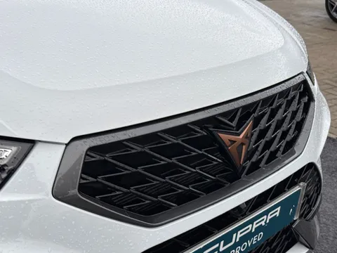 KP25DYD CUPRA Ateca 2.0 TSI VZ2 5dr DSG 4Drive **PANORAMIC SUNROOF** Thumbnail #25