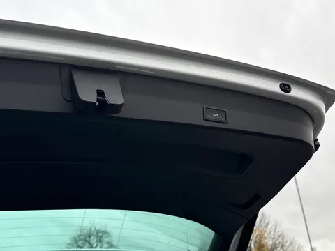 KP25DYD CUPRA Ateca 2.0 TSI VZ2 5dr DSG 4Drive **PANORAMIC SUNROOF** Thumbnail #31