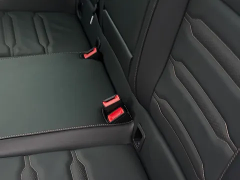 KP25DYD CUPRA Ateca 2.0 TSI VZ2 5dr DSG 4Drive **PANORAMIC SUNROOF** Thumbnail #32