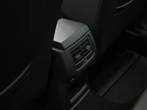 KP25DYD CUPRA Ateca 2.0 TSI VZ2 5dr DSG 4Drive **PANORAMIC SUNROOF** Thumbnail #33