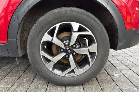 DF70UZR Kia Sportage 1.6 GDi 2 Euro 6 (s/s) 5dr Thumbnail #12