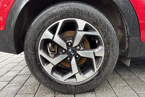 DF70UZR Kia Sportage 1.6 GDi 2 Euro 6 (s/s) 5dr Thumbnail #13