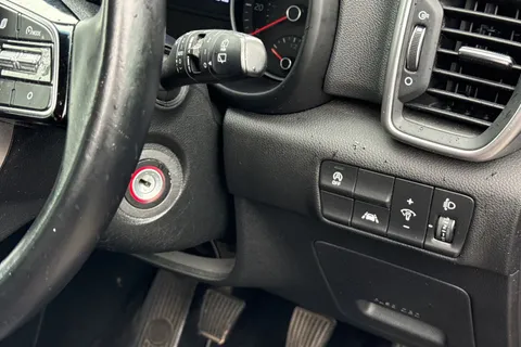 DF70UZR Kia Sportage 1.6 GDi 2 Euro 6 (s/s) 5dr Thumbnail #34