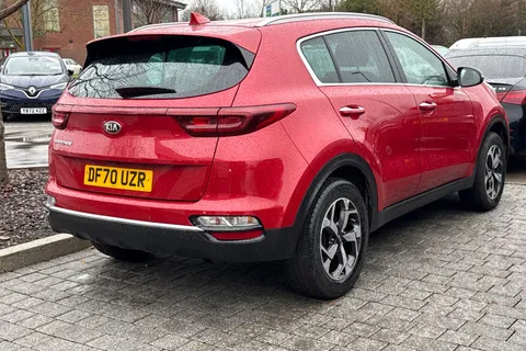 DF70UZR Kia Sportage 1.6 GDi 2 Euro 6 (s/s) 5dr Thumbnail #37