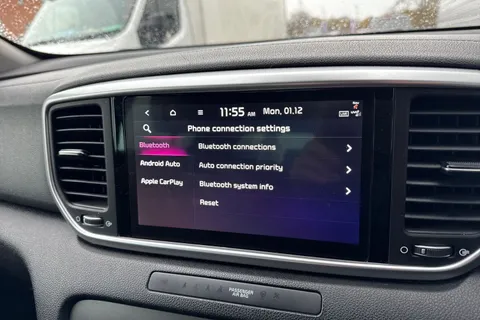 DF70UZR Kia Sportage 1.6 GDi 2 Euro 6 (s/s) 5dr Thumbnail #49