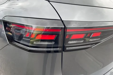 CX75SYJ Volkswagen Passat 1.5 TSI eHybrid 272 R-Line 5dr DSG ⭐Full Leather, Black Pack, Towbar⭐ Thumbnail #30