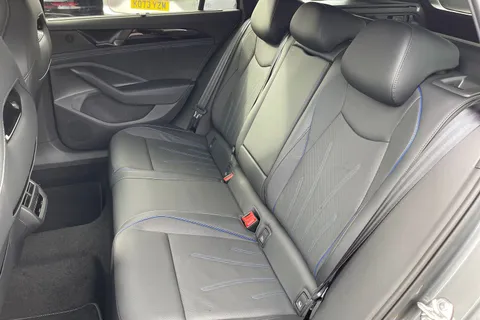 CX75SYJ Volkswagen Passat 1.5 TSI eHybrid 272 R-Line 5dr DSG ⭐Full Leather, Black Pack, Towbar⭐ Thumbnail #37