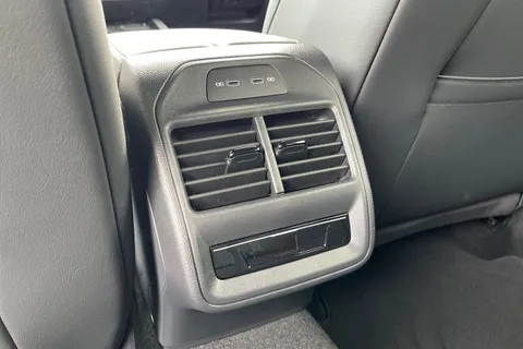 CX75SYJ Volkswagen Passat 1.5 TSI eHybrid 272 R-Line 5dr DSG ⭐Full Leather, Black Pack, Towbar⭐ Thumbnail #39