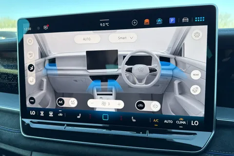 CX75KMO Volkswagen Tayron 1.5 eTSI R-Line 5dr DSG7 [7 Seat] Thumbnail #19