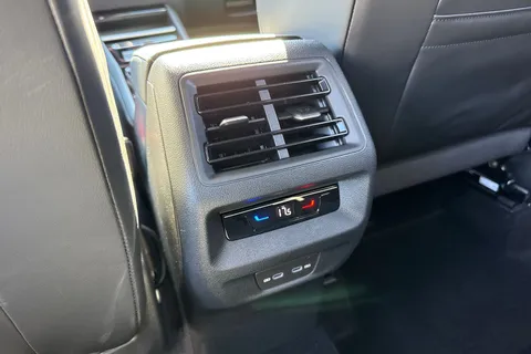 CX75KMO Volkswagen Tayron 1.5 eTSI R-Line 5dr DSG7 [7 Seat] Thumbnail #36