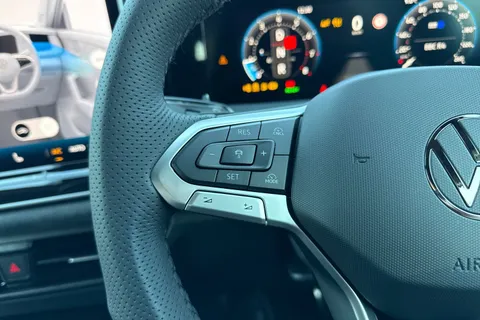 CX75KMO Volkswagen Tayron 1.5 eTSI R-Line 5dr DSG7 [7 Seat] Thumbnail #43