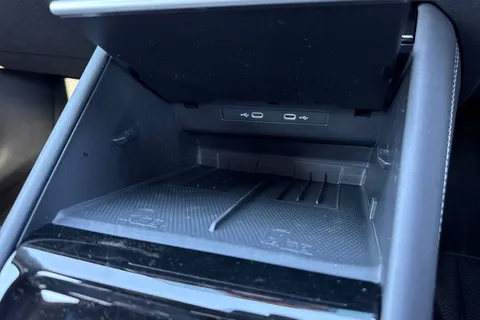 CX75KMO Volkswagen Tayron 1.5 eTSI R-Line 5dr DSG7 [7 Seat] Thumbnail #45