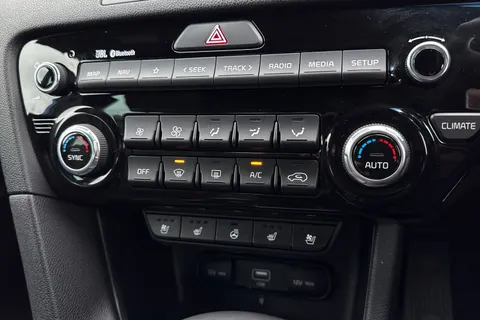 SA71YOO Kia Sportage 1.6 T-GDi GT-Line S DCT AWD Euro 6 (s/s) 5dr Thumbnail #23